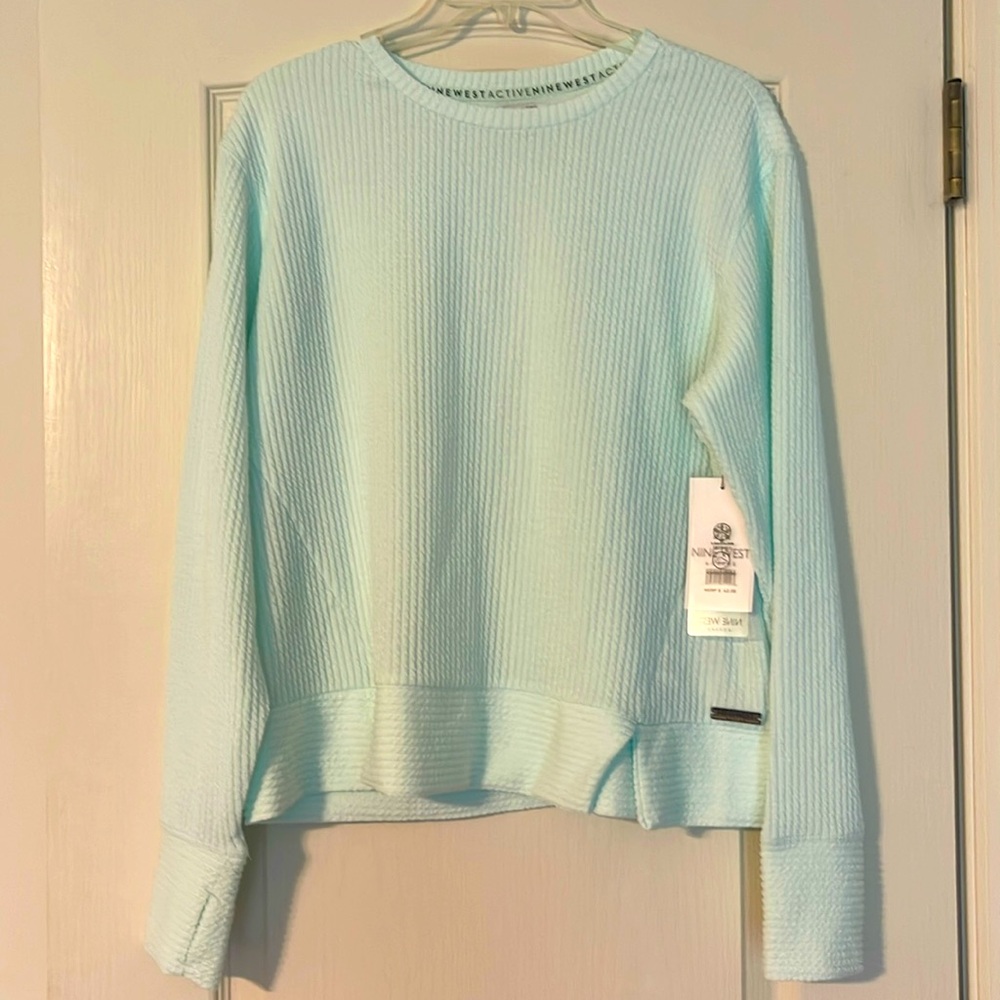 NWT Nine West Active Long sleeve Shirt